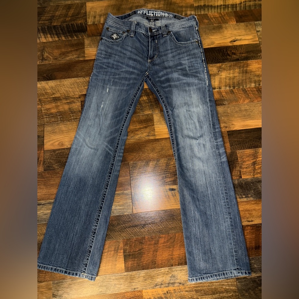 Men’s Affliction Standard Series  Size 30 Regular
